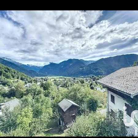 Vince Holiday home *