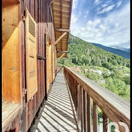 Vince Holiday home *